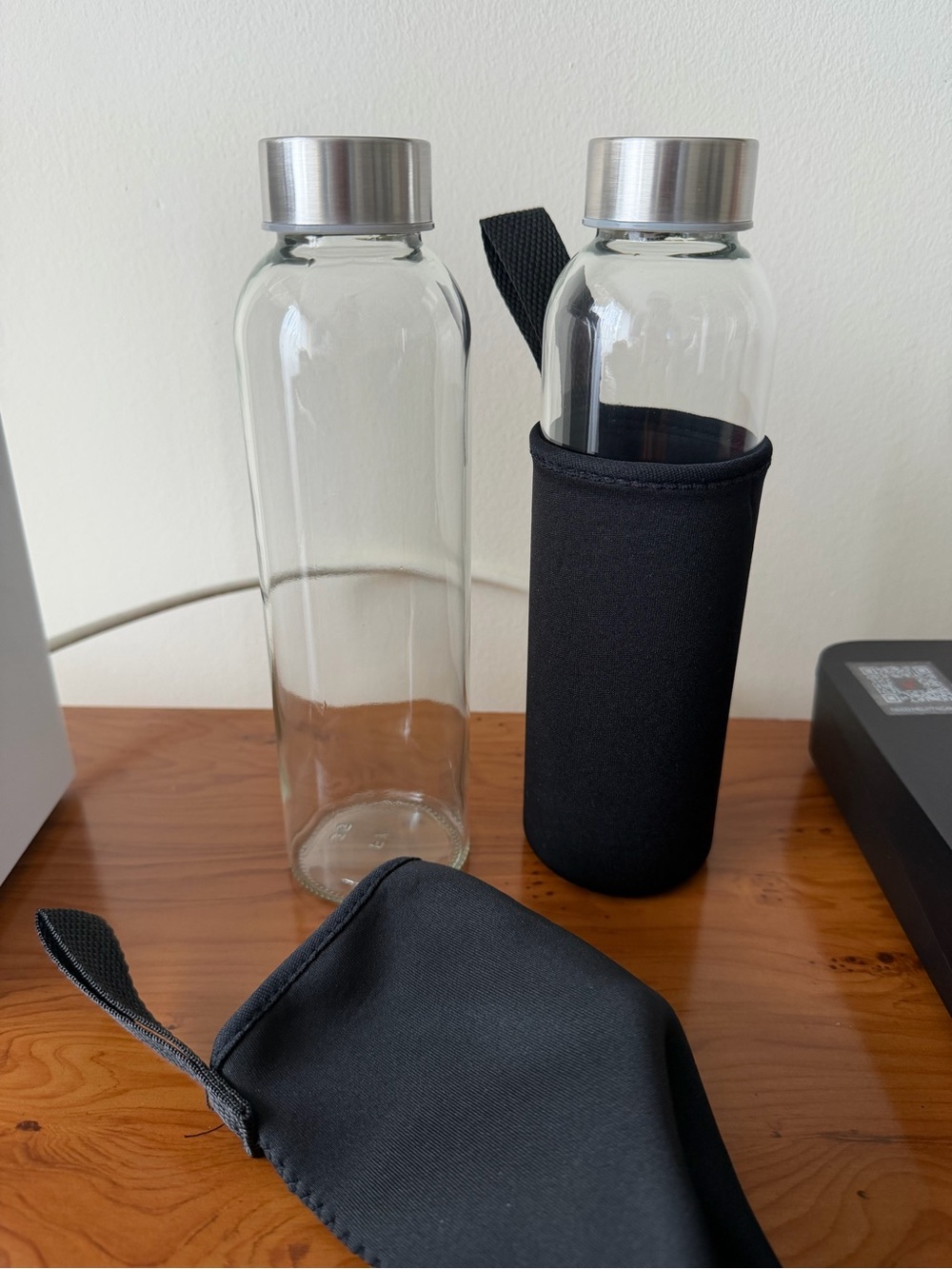 🗽2 NEW Glass Bottles with Black Neoprene Sleeve and Silver Cap